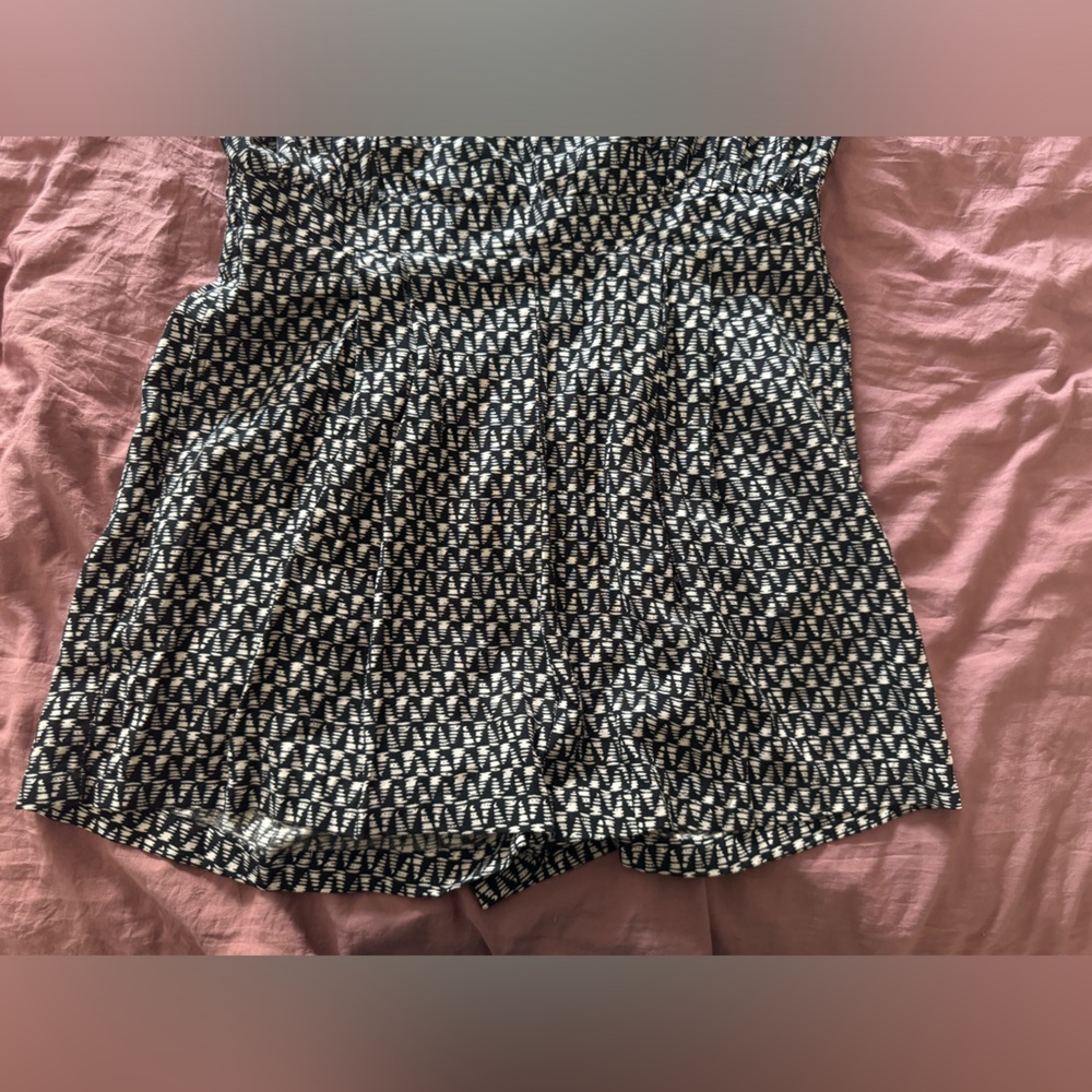 Forever 21 Romper - Picture 4 of 9